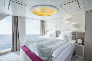 Hapag Lloyd-Hanseatic Spirit-schip-Cruiseschip-Categorie 10-grand suite