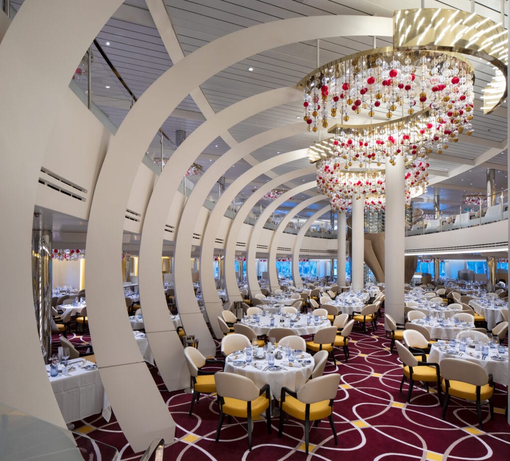 cruiseschip - Holland America Line - Nieuw Statendam - Main Dining Room Restaurant