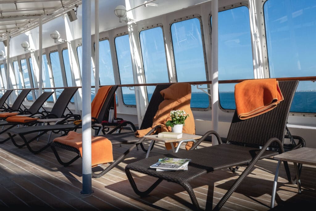 Viva-Cruises-MS-Seaventure-Zonnedek-Cruise-Cruiseschip