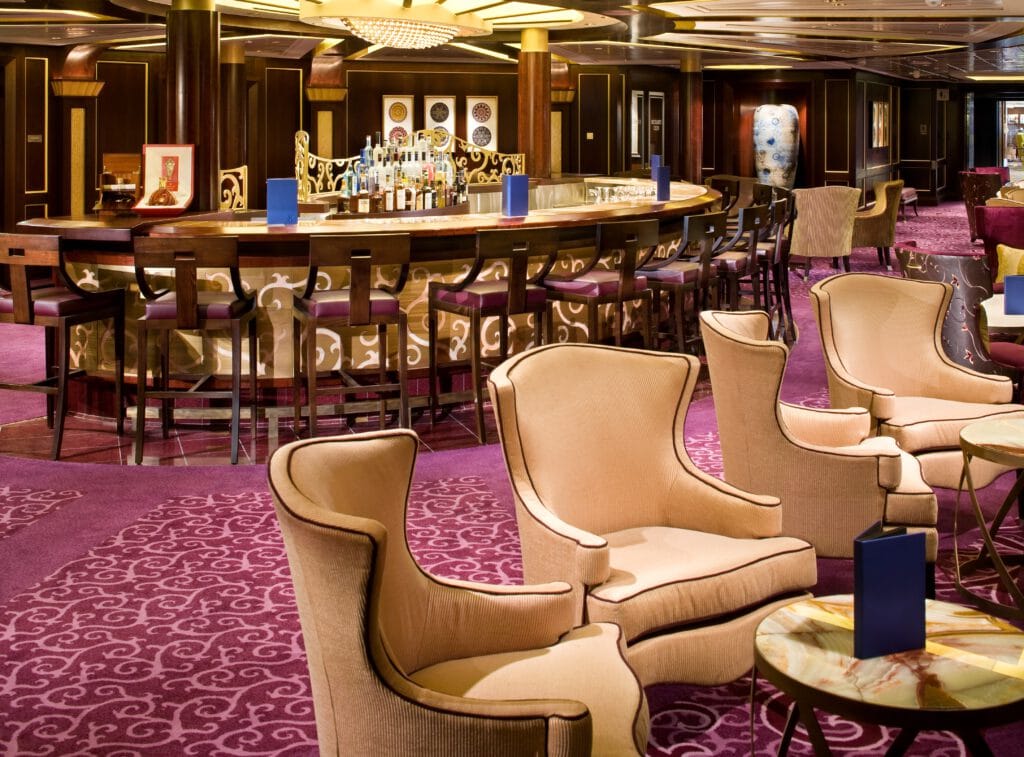 Cruiseschip-Celebrity Solstice-Celebrity Cruises-Ensemble Lounge
