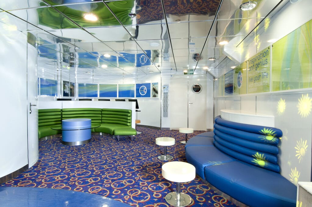 Cruiseschip-Carnival Splendor-Carnival-Lounge