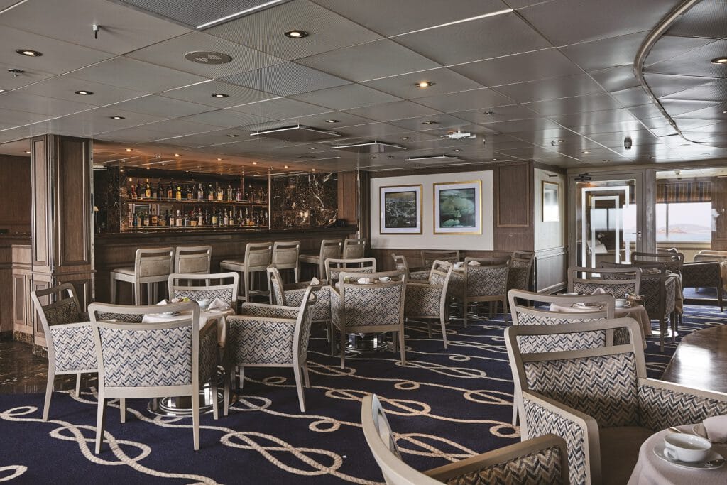 Cruiseschip-Silver Explorer-Silversea Cruises-Panorama Lounge