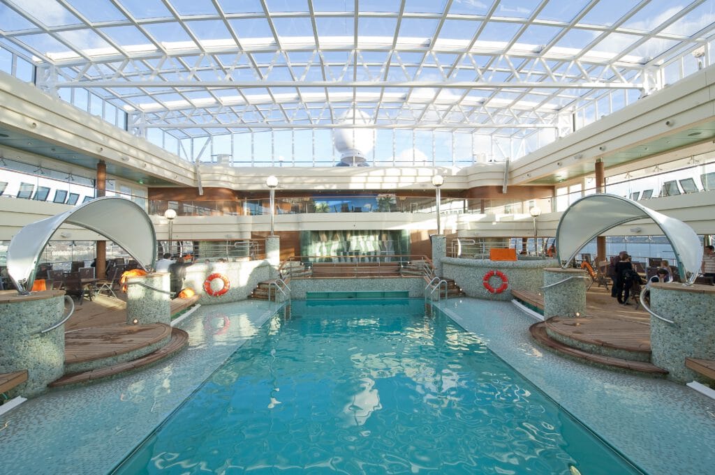 Cruiseschip-MSC Magnifica-MSC Cruises-Zwembad