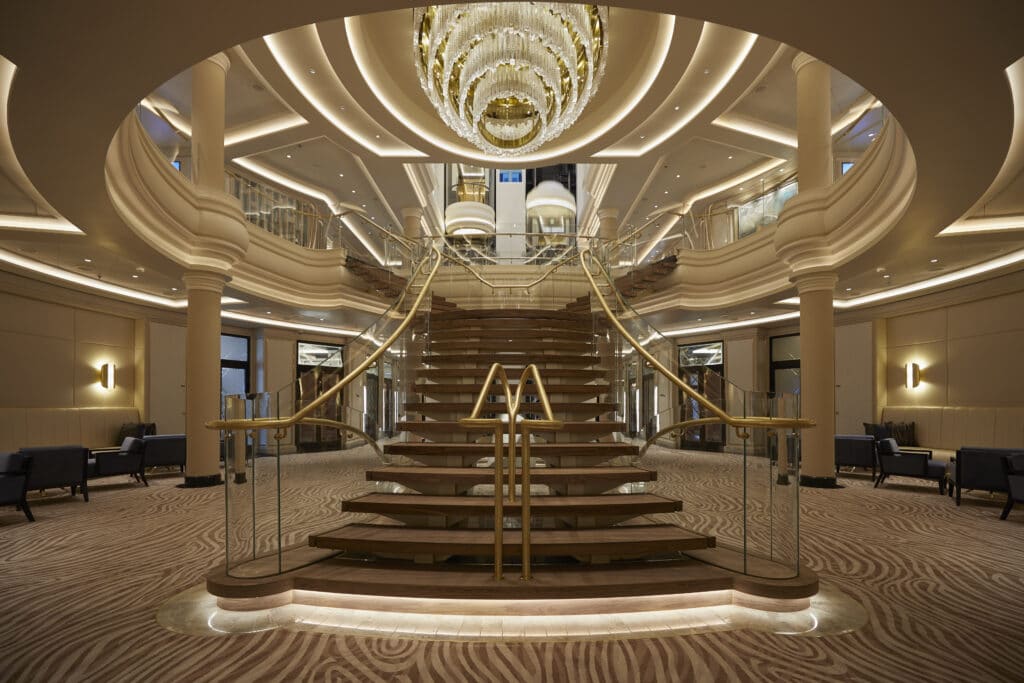 Cruiseschip-Seven Seas Splendor-Regent Seven Seas Cruises-Atrium