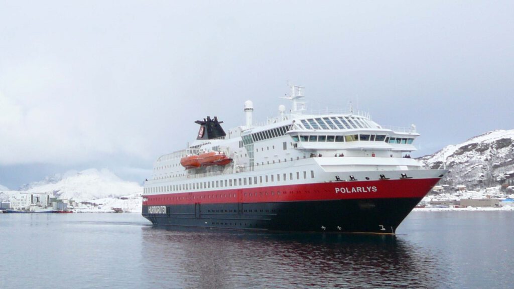 Cruiseschip-Hurtigruten-MS Polarlys-schip-Schip1