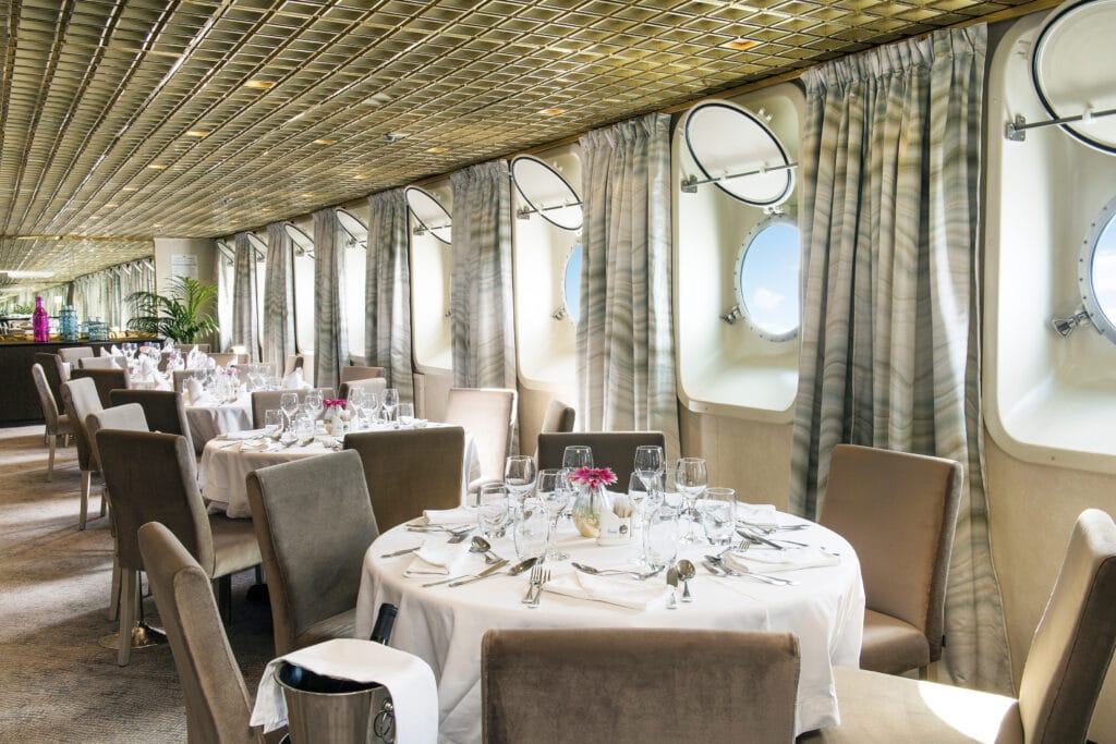 CroisiEurope-MS-Belle-de-LAdriatique-Cruise-Restaurant