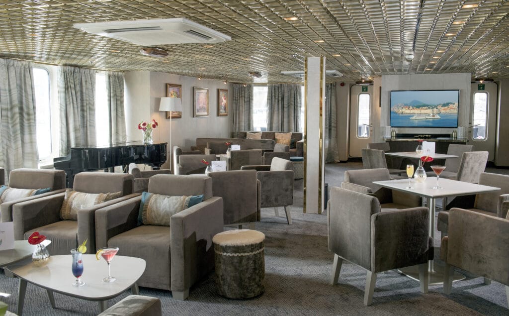 Cruiseschip-CroisiEurope-MS-Belle-de-LAdriatique-Cruise-Salon