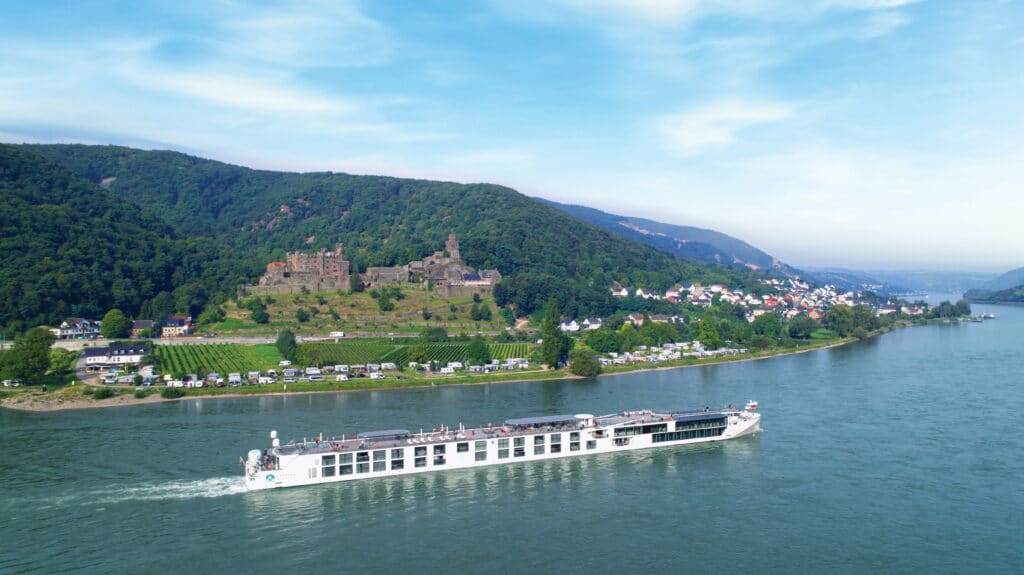 Crystal-Cruises-Crystal-Mahler-Schip-Rivier